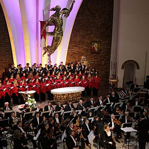 BIELSKA ORKIESTRA FESTIWALOWA I MŁODZIEŻOWY CHÓR „RESONANS CON TUTTI”
